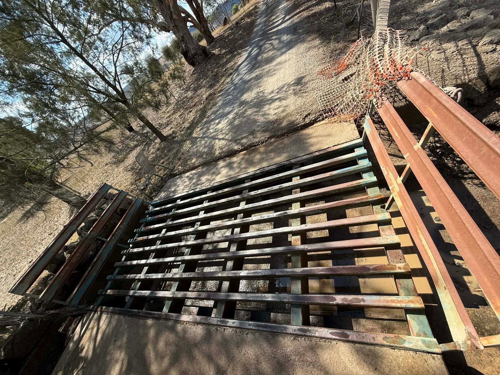 Hydrovac pit and cattle grid cleaning service